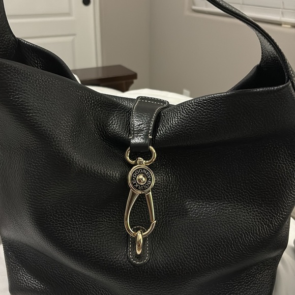 Dooney and bourke logo lock bag - Picture 12 of 12
